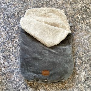 JJ Cole Carseat Blanket